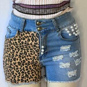 Denimland Patchwork Leopard Pearl Distressed High Rise Shorts M Y2K Glam